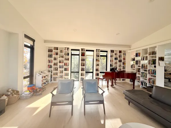 $15,000 | 6 Parkside Drive, Unit 6, Boston, MA 02130