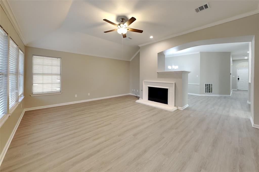 4520 Ridgepointe Drive The Colony, TX 75056 - Photo 3 of 19