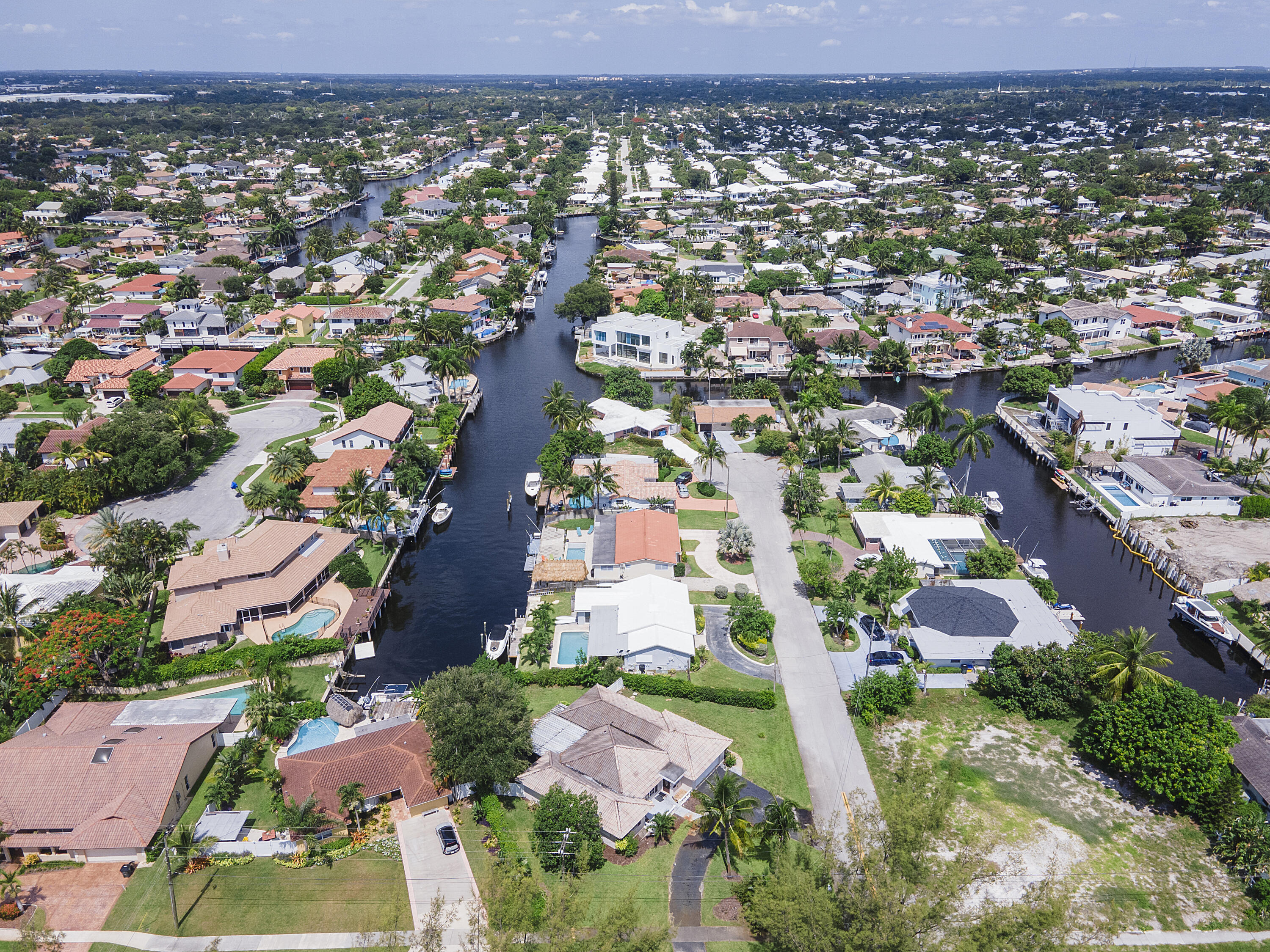 200 Southwest 14th Place Boca Raton, FL 33432 - Photo 22 of 24 200 Sw 14th PL_09