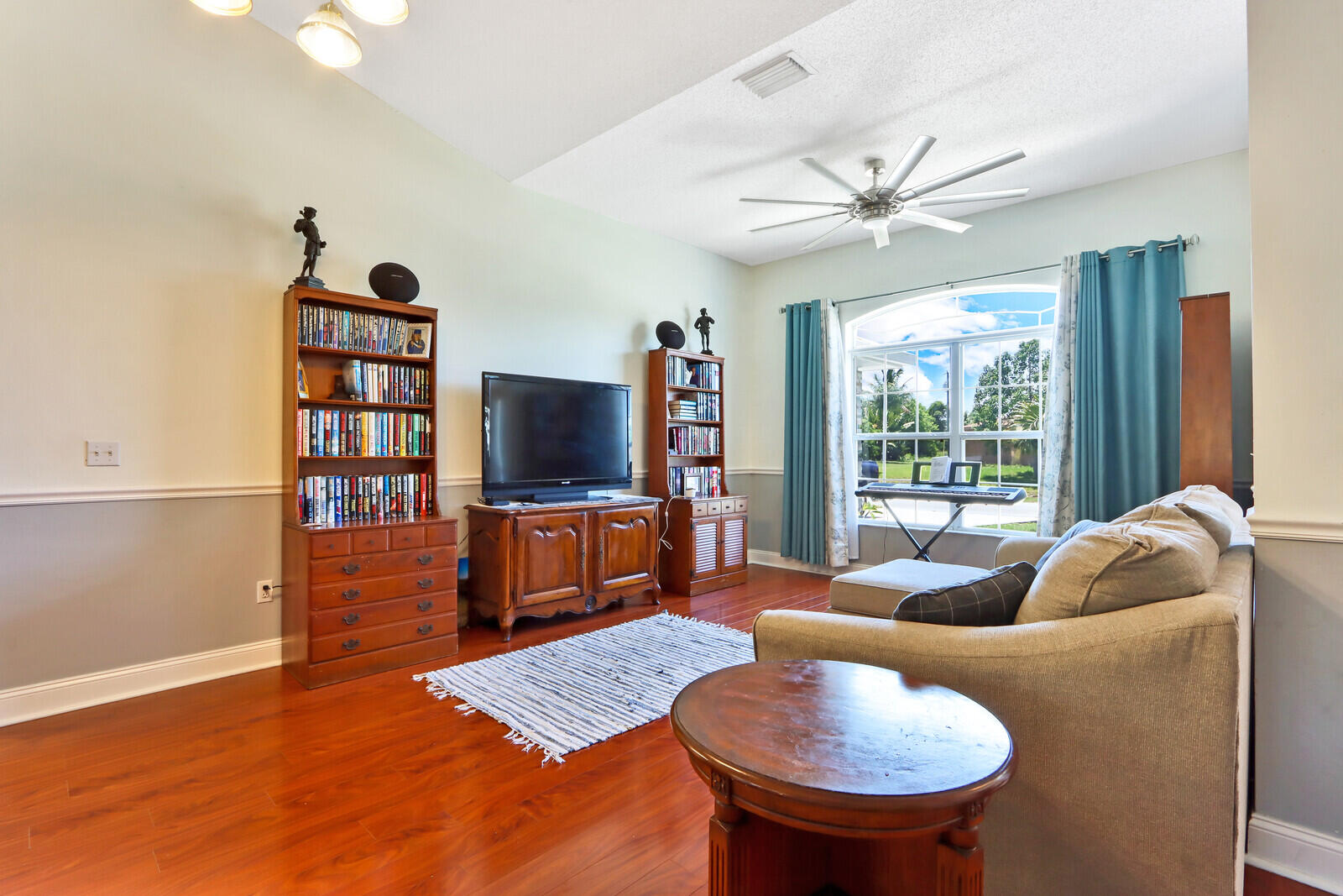 333 Southwest Covington Road Port St. Lucie, FL 34953 - Photo 7 of 40 Living Area
