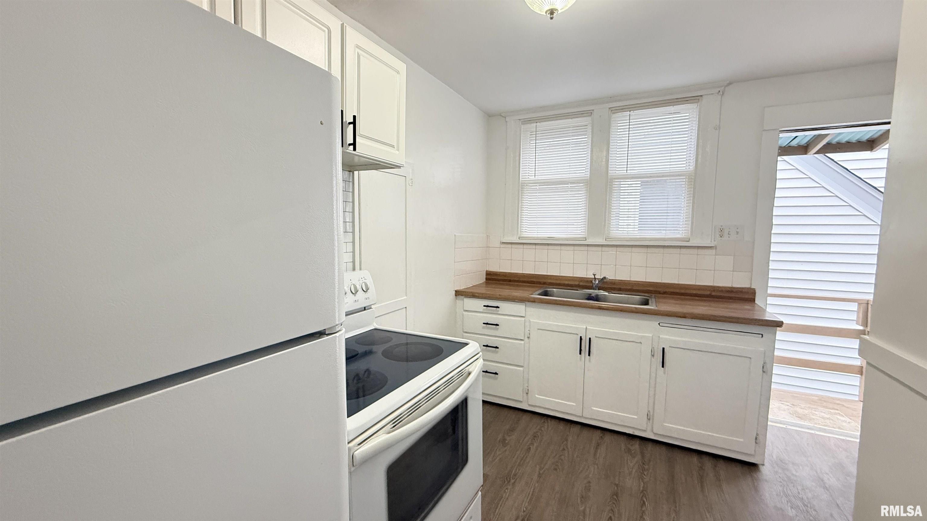 1801 South 1st Street Springfield, IL 62704 - Photo 5 of 11