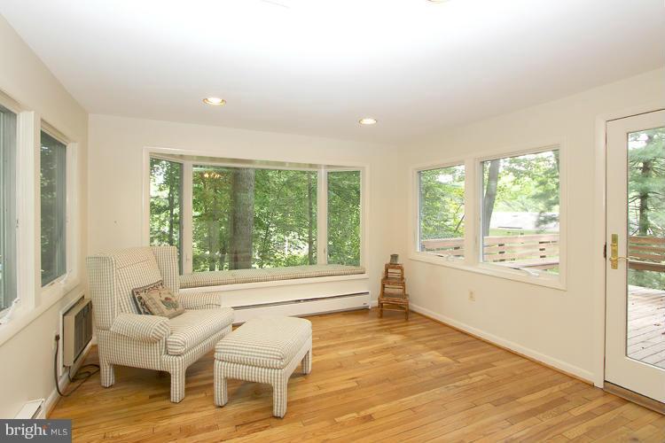 4803 Rim Rock Road Rockville, MD 20853 - Photo 15 of 30 Interior (General)