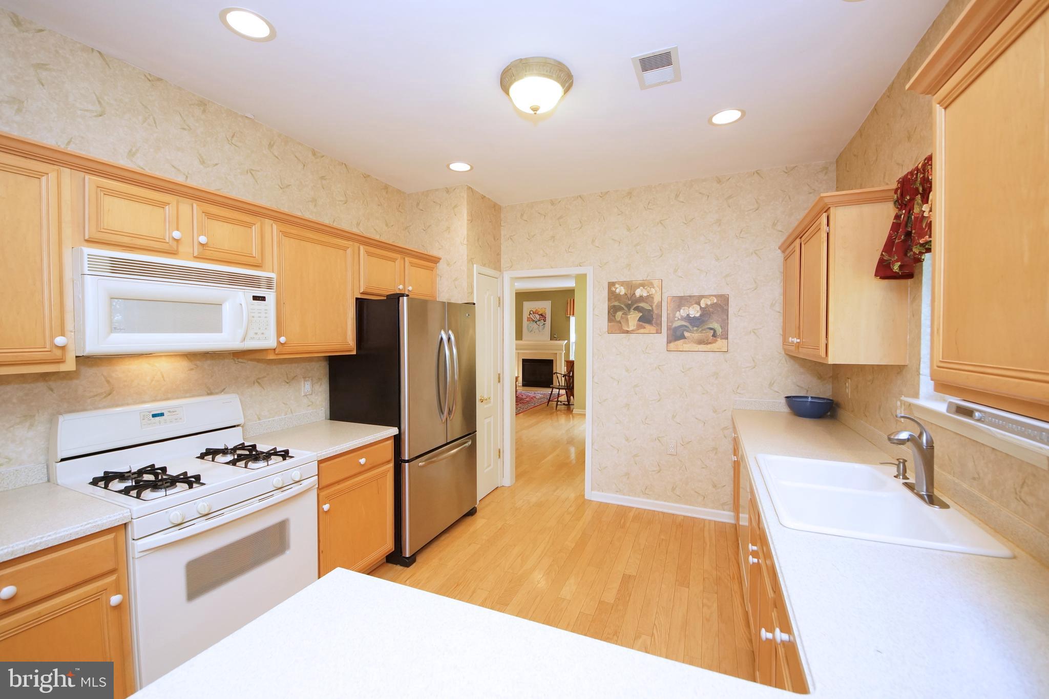 2 Pinflower Lane Princeton Junction, NJ 08550 - Photo 19 of 54