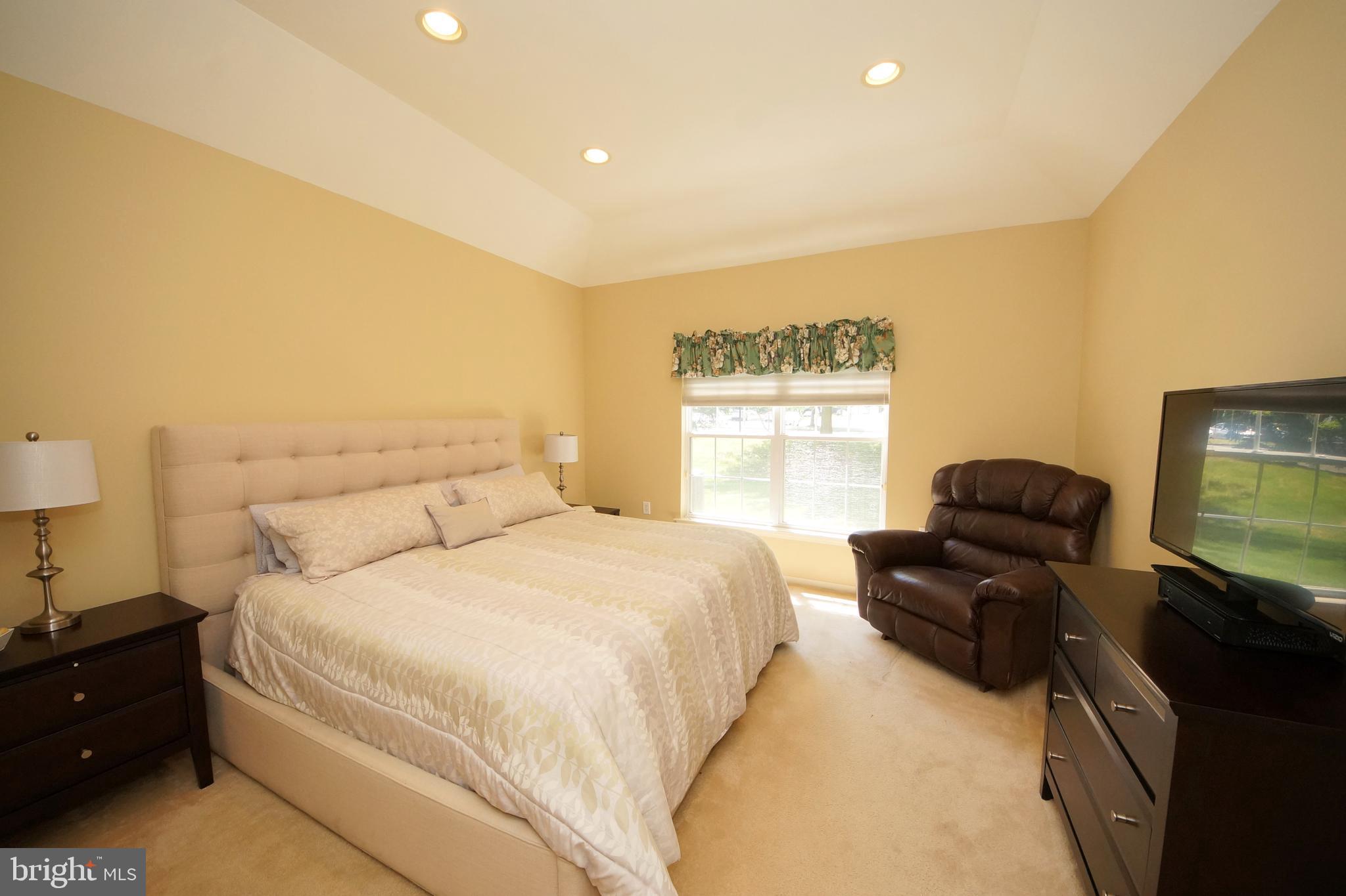 2 Pinflower Lane Princeton Junction, NJ 08550 - Photo 26 of 54