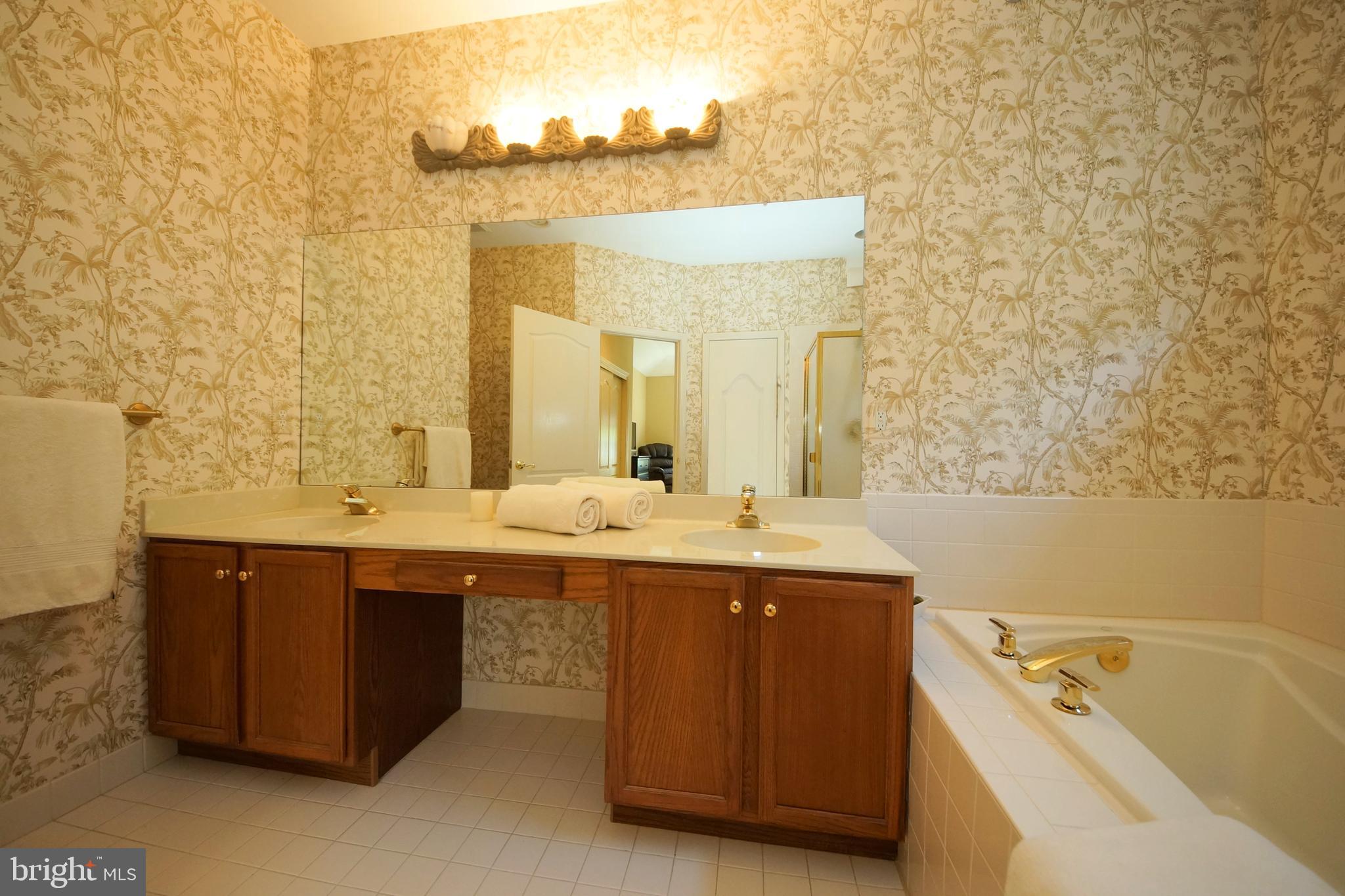 2 Pinflower Lane Princeton Junction, NJ 08550 - Photo 28 of 54