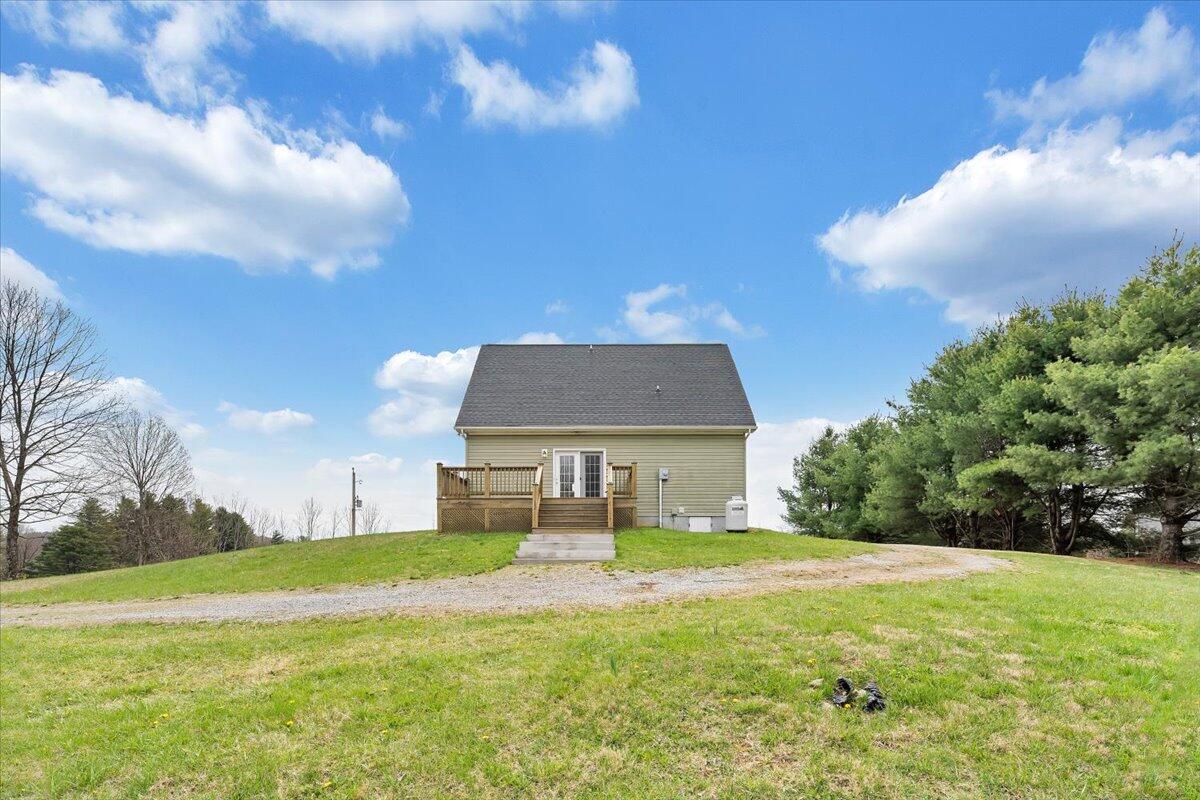 7029 Conner Road Northeast Copper Hill, VA 24079 - Photo 26 of 35 26-MIB06495