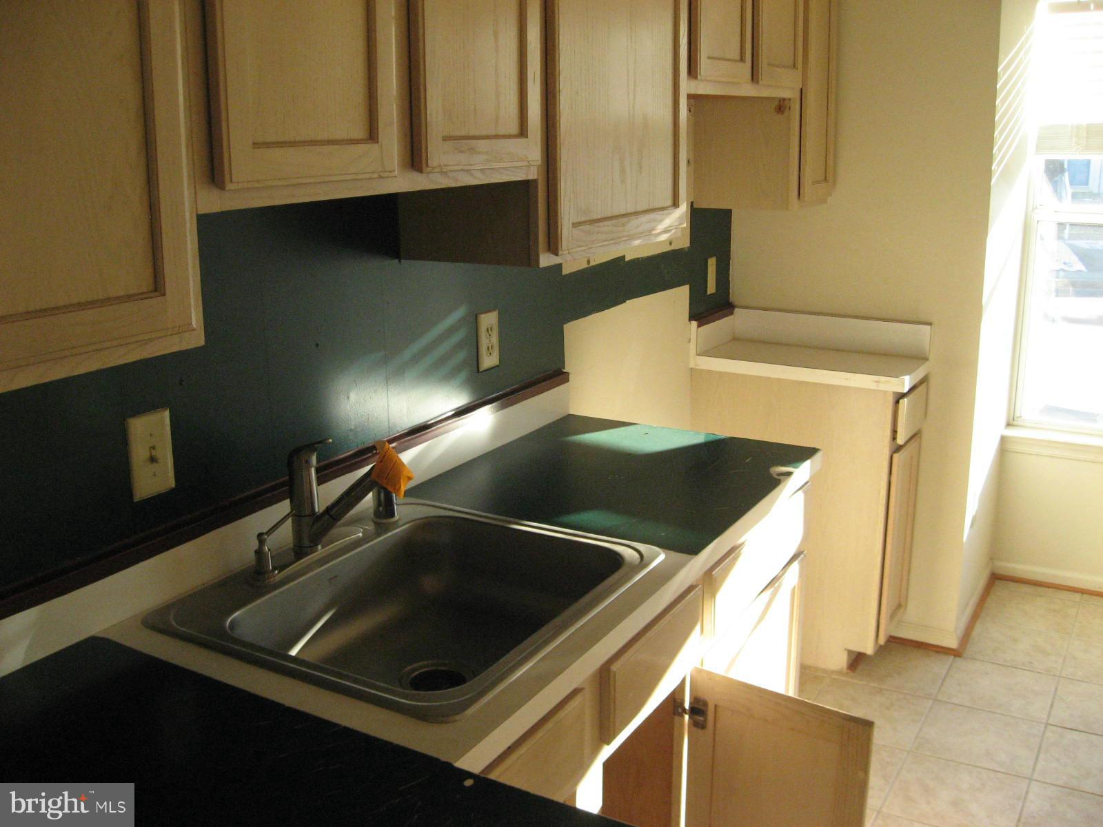 241 Sycamore Ridge Road Laurel, MD 20724 - Photo 3 of 30 Kitchen