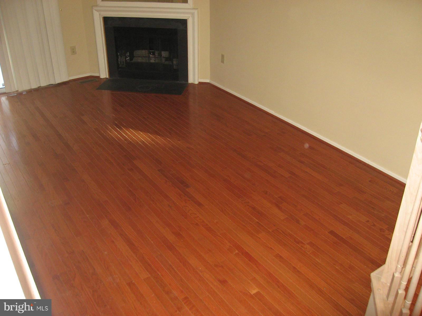 241 Sycamore Ridge Road Laurel, MD 20724 - Photo 29 of 30 Living Room