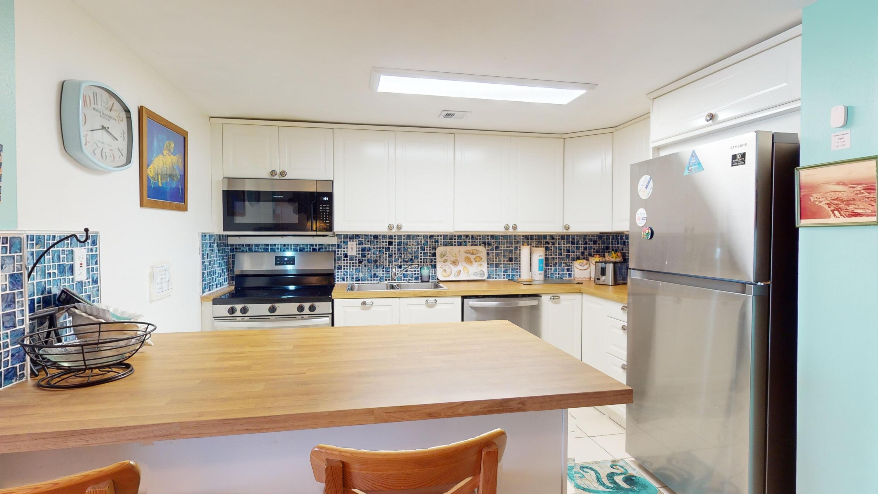 133 Coco Plum Drive, Unit 33 Marathon, FL 33050 - Photo 12 of 32 Kitchen