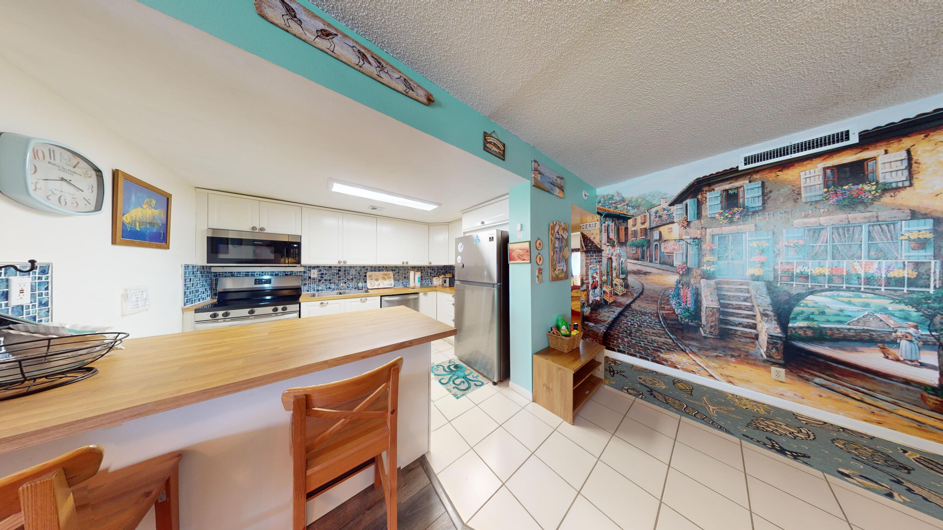 133 Coco Plum Drive, Unit 33 Marathon, FL 33050 - Photo 13 of 32 Kitchen