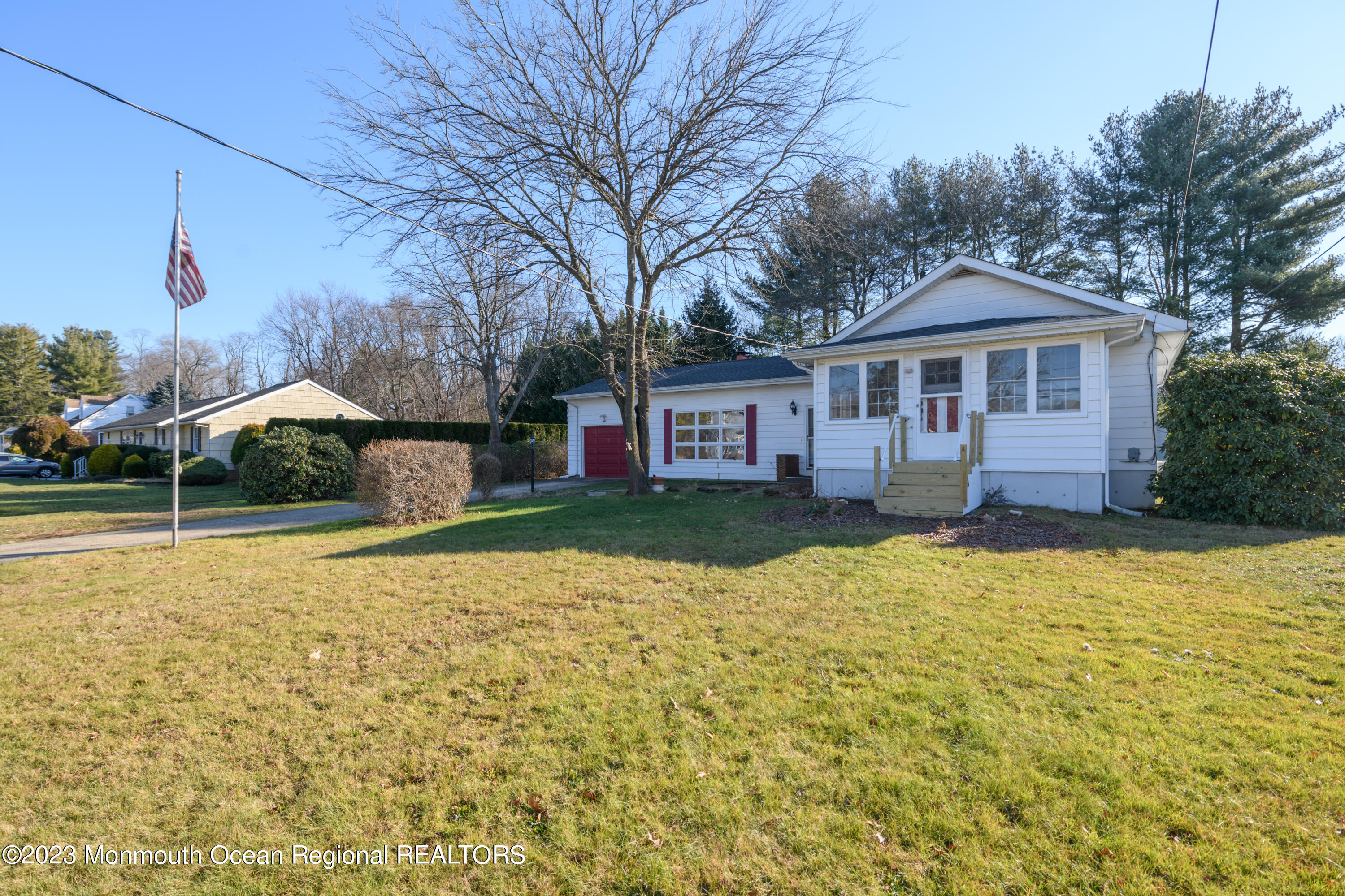 13 Texas Road Matawan, NJ 07747 - Photo 4 of 33