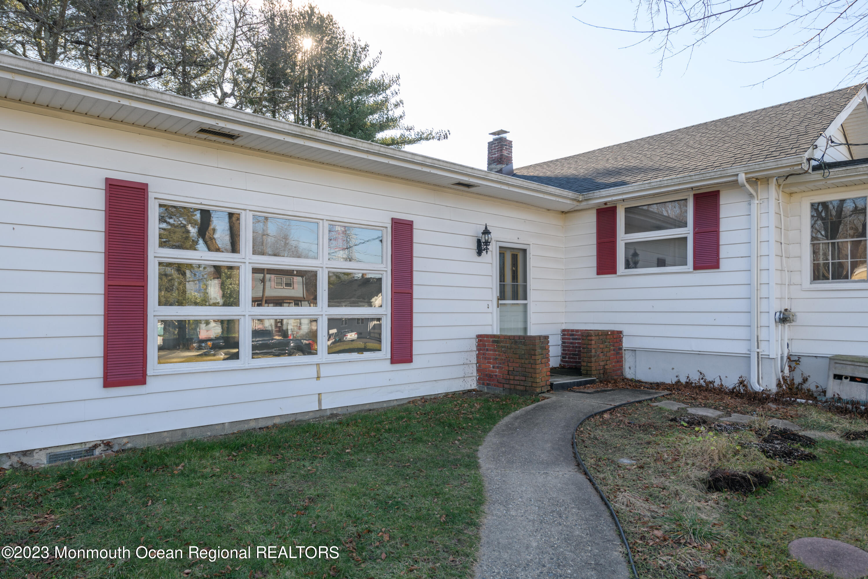 13 Texas Road Matawan, NJ 07747 - Photo 5 of 33 a view of a house with backyard and sitting area