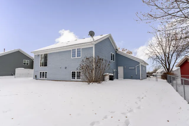 $249,900 | 2108 9th Avenue Southeast, St. Cloud, MN 56304