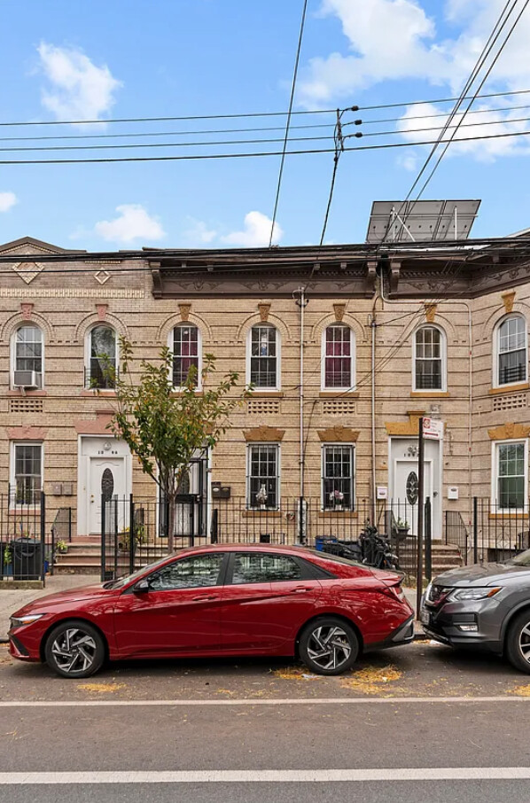 1094 Blake Avenue Brooklyn, NY 11208 - Photo 15 of 16