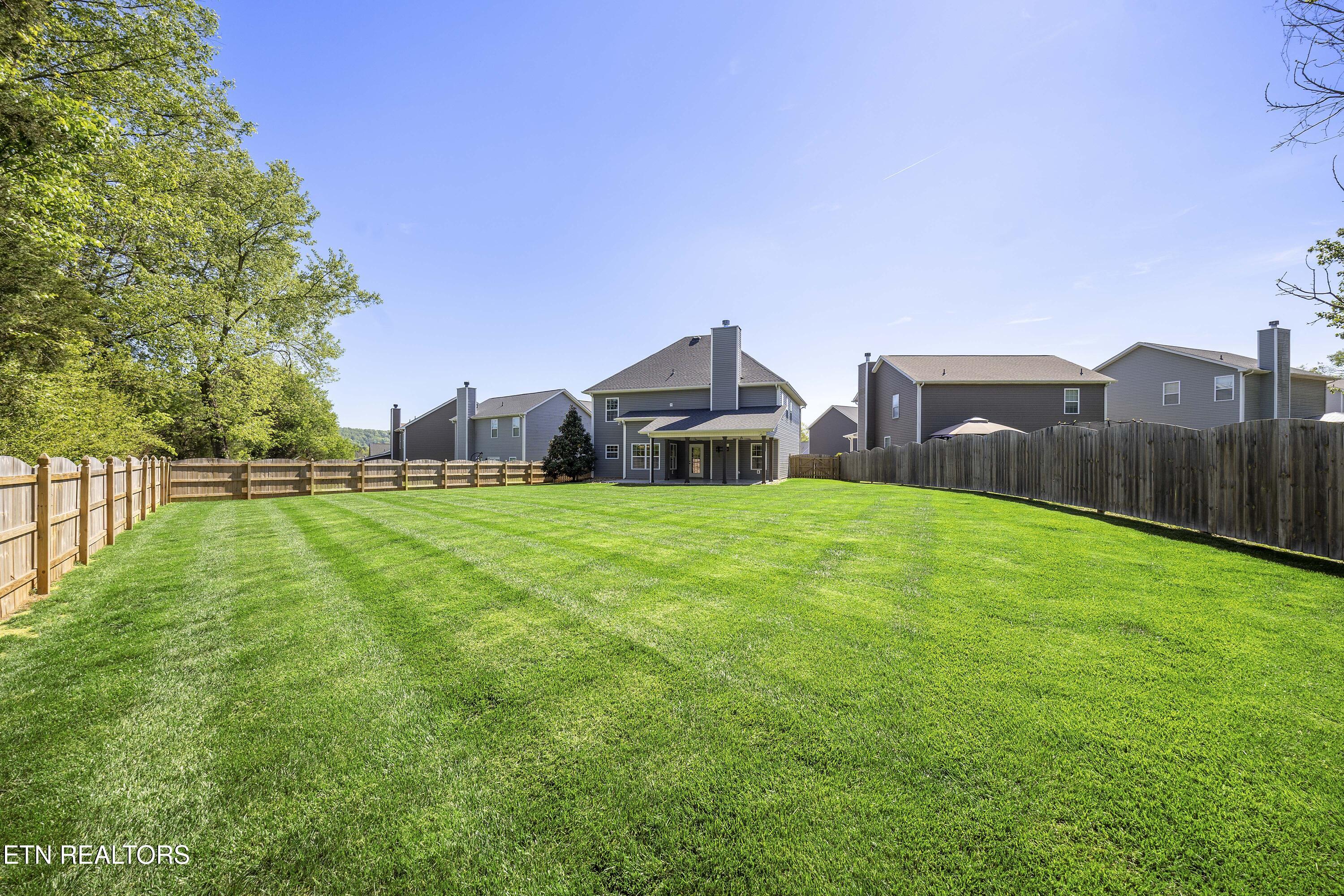 7325 Ladd Road Powell, TN 37849 - Photo 10 of 43 L40A8871