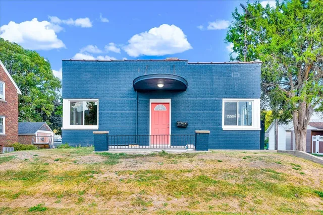 $150,000 | 303 North Main Street, Tuscola, IL 61953