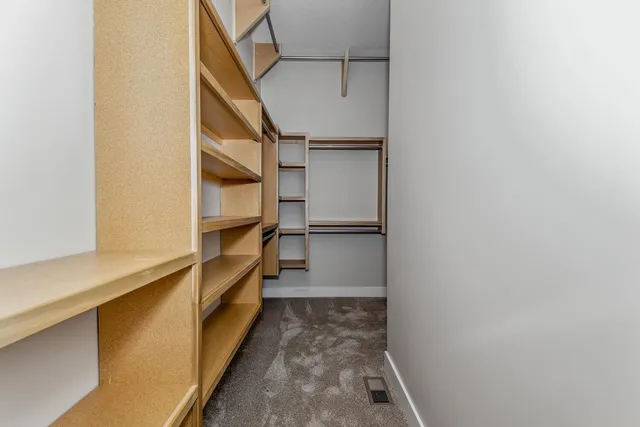 $469,000 | 4724 Elk Creek Drive, Bel Aire, KS 67226