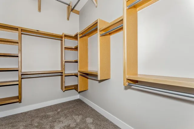 $469,000 | 4724 Elk Creek Drive, Bel Aire, KS 67226