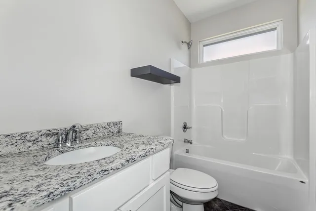 $469,000 | 4724 Elk Creek Drive, Bel Aire, KS 67226