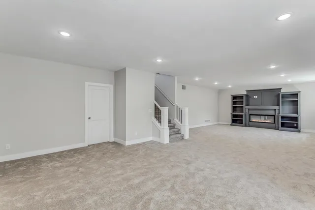 $469,000 | 4724 Elk Creek Drive, Bel Aire, KS 67226