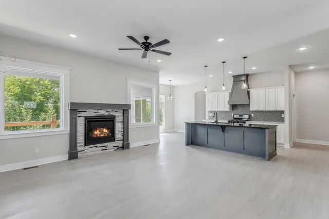 $469,000 | 4724 Elk Creek Drive, Bel Aire, KS 67226