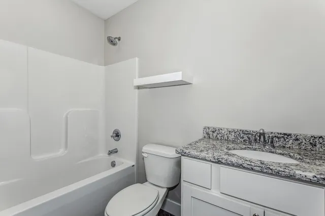 $469,000 | 4724 Elk Creek Drive, Bel Aire, KS 67226