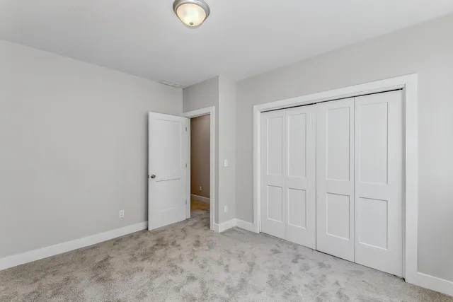 $469,000 | 4724 Elk Creek Drive, Bel Aire, KS 67226