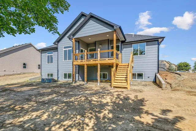 $469,000 | 4724 Elk Creek Drive, Bel Aire, KS 67226