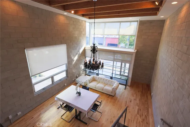 $12,500 | 6615 Melrose Avenue, Unit 1, Los Angeles, CA 90038