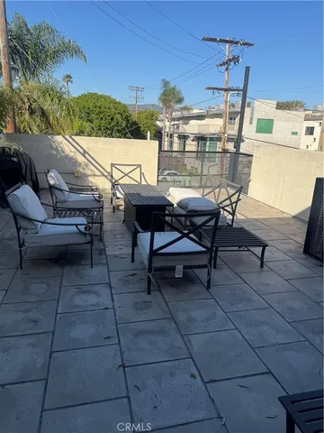 $12,500 | 6615 Melrose Avenue, Unit 1, Los Angeles, CA 90038