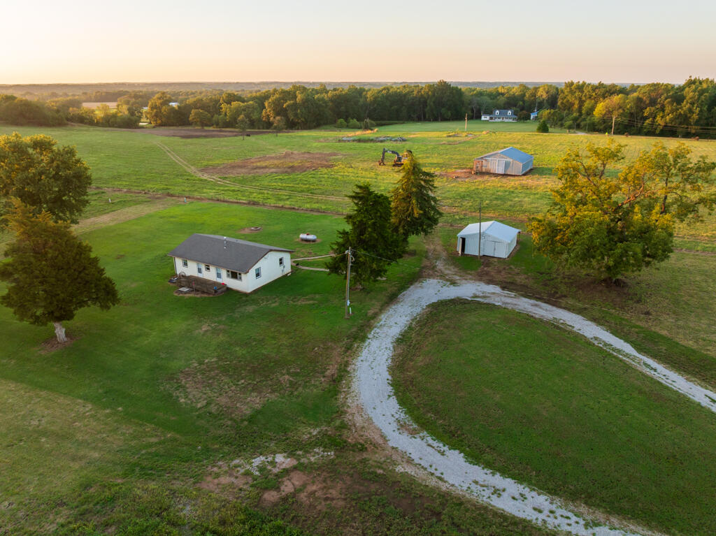2395 Southwest County Road Hume, MO 64752 - Photo 37 of 81 Bates 50 (MLS)--38