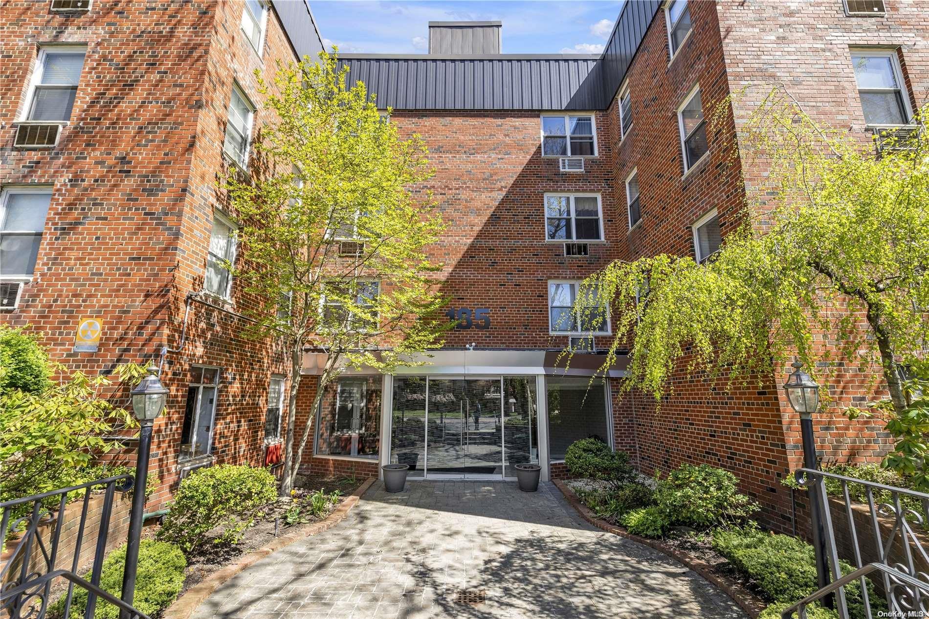185 South Middle Neck Road, Unit 1K Great Neck, NY 11021 - Photo 1 of 1 Main Entrance