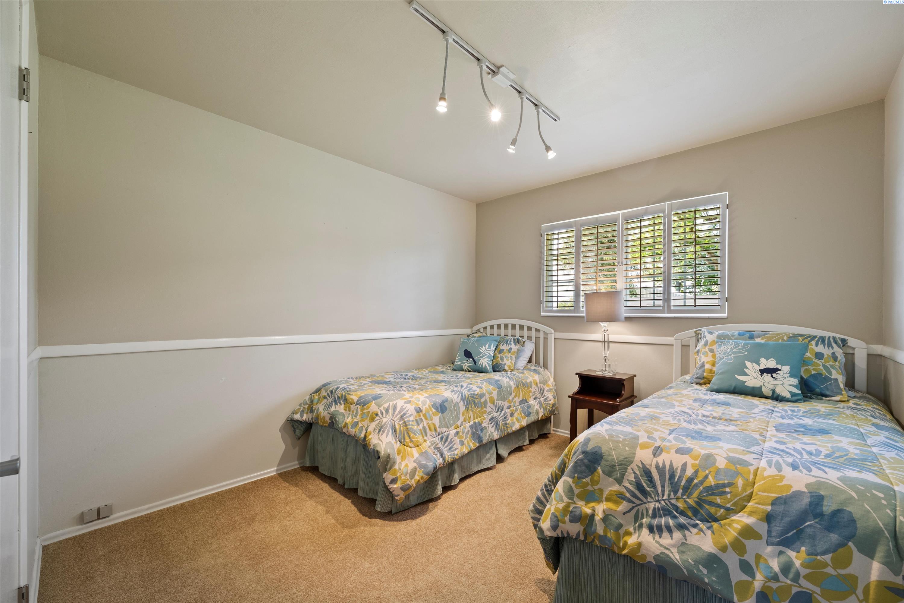180001 Robertson Road Grandview, WA 98930 - Photo 13 of 47 Gallery Image 13
