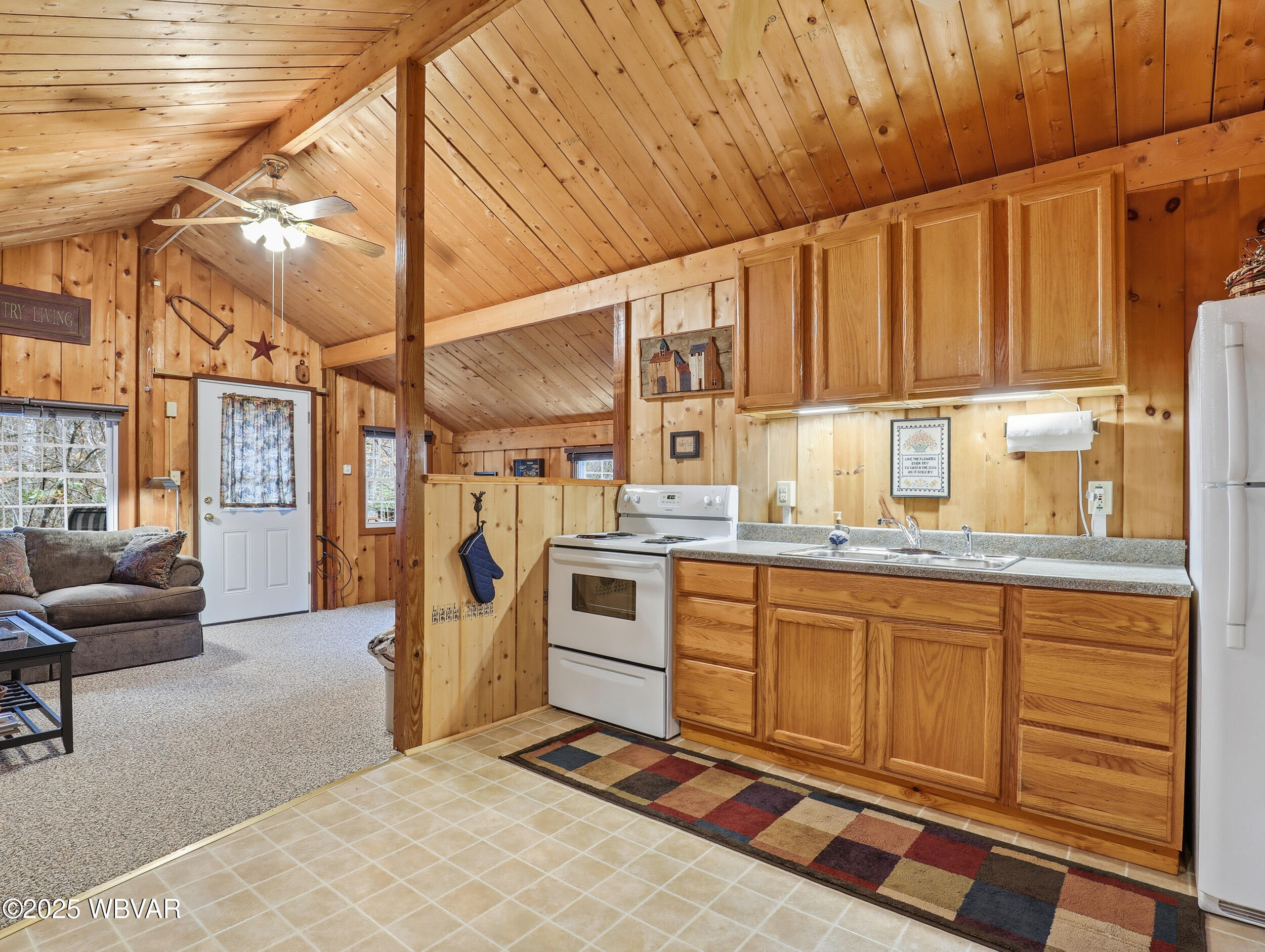 43 Spring House Road Muncy Valley, PA 17758 - Photo 10 of 22 134_center_st_0128