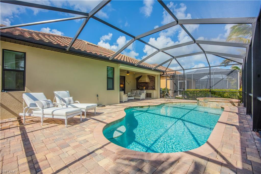9422 Piacere Way Naples, FL 34113 - Photo 15 of 25 Large lanai surrounding pool and spa
