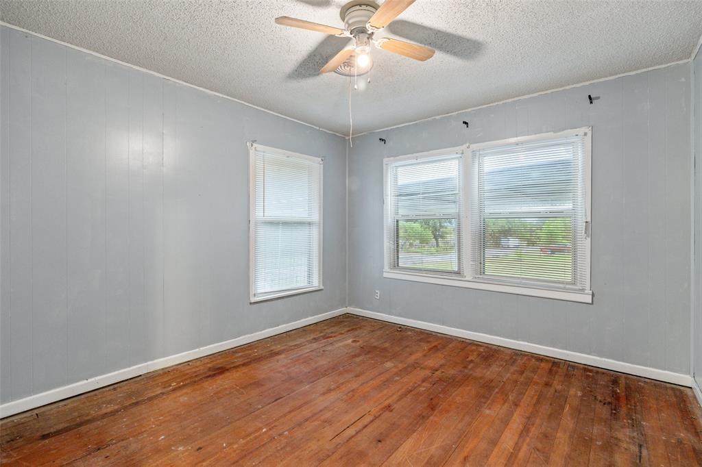 302 West Grogan Street Hamilton, TX 76531 - Photo 30 of 33