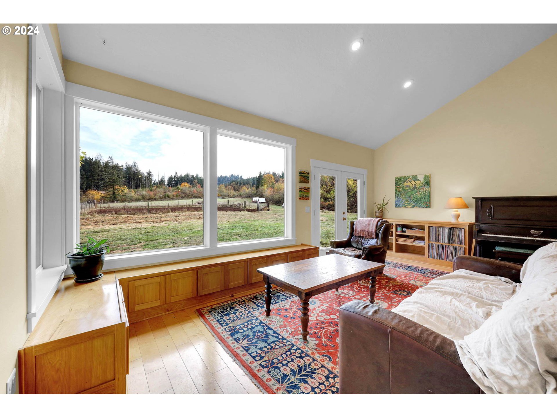 39956 Little Fall Creek Road Fall Creek, OR 97438 - Photo 14 of 48 Gallery Image 14