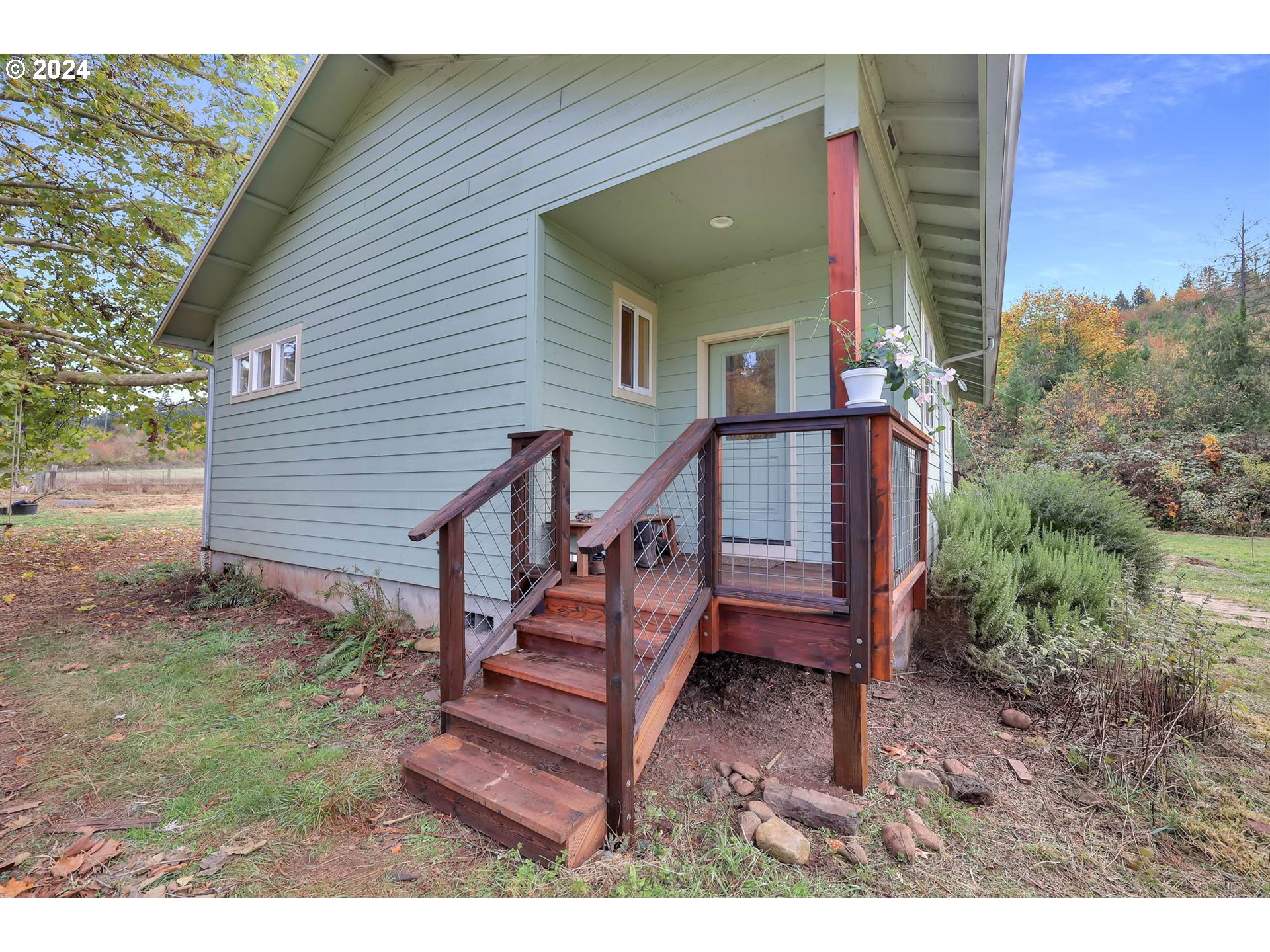 39956 Little Fall Creek Road Fall Creek, OR 97438 - Photo 8 of 48 Gallery Image 8