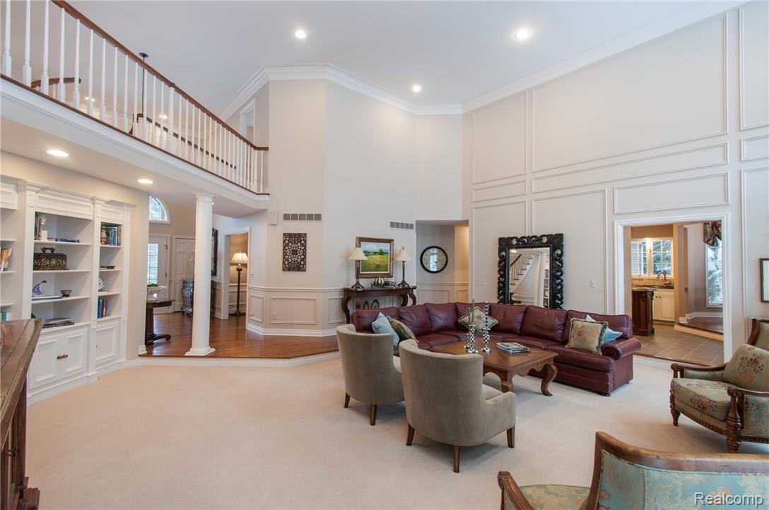4758 Forest Ridge Court Rochester, MI 48306 - Photo 9 of 73 ForestRidgeCt_4758_Living_07.jpg
