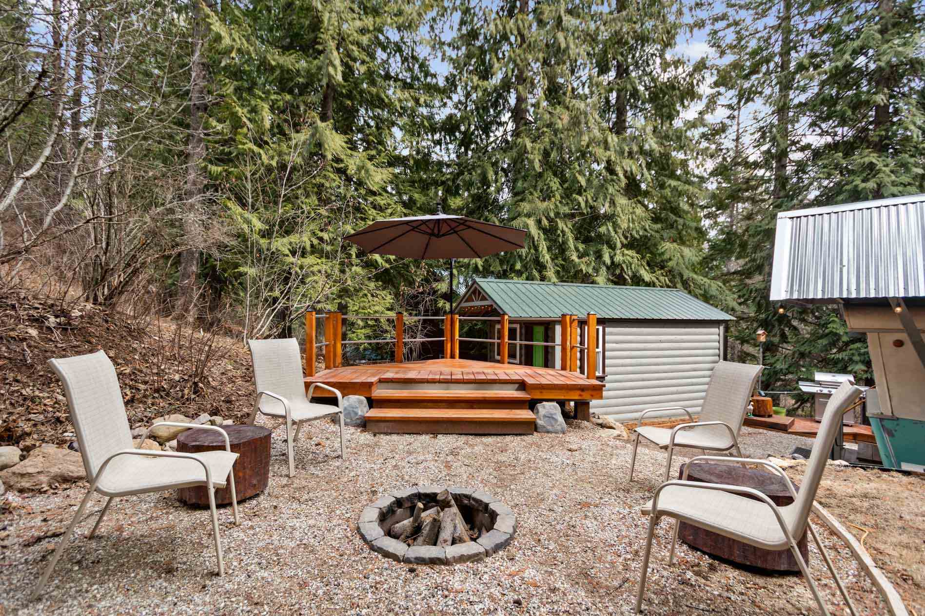 4075 Tamarack Bay Road Loon Lake, WA 99148 - Photo 14 of 41 Gallery Image 14