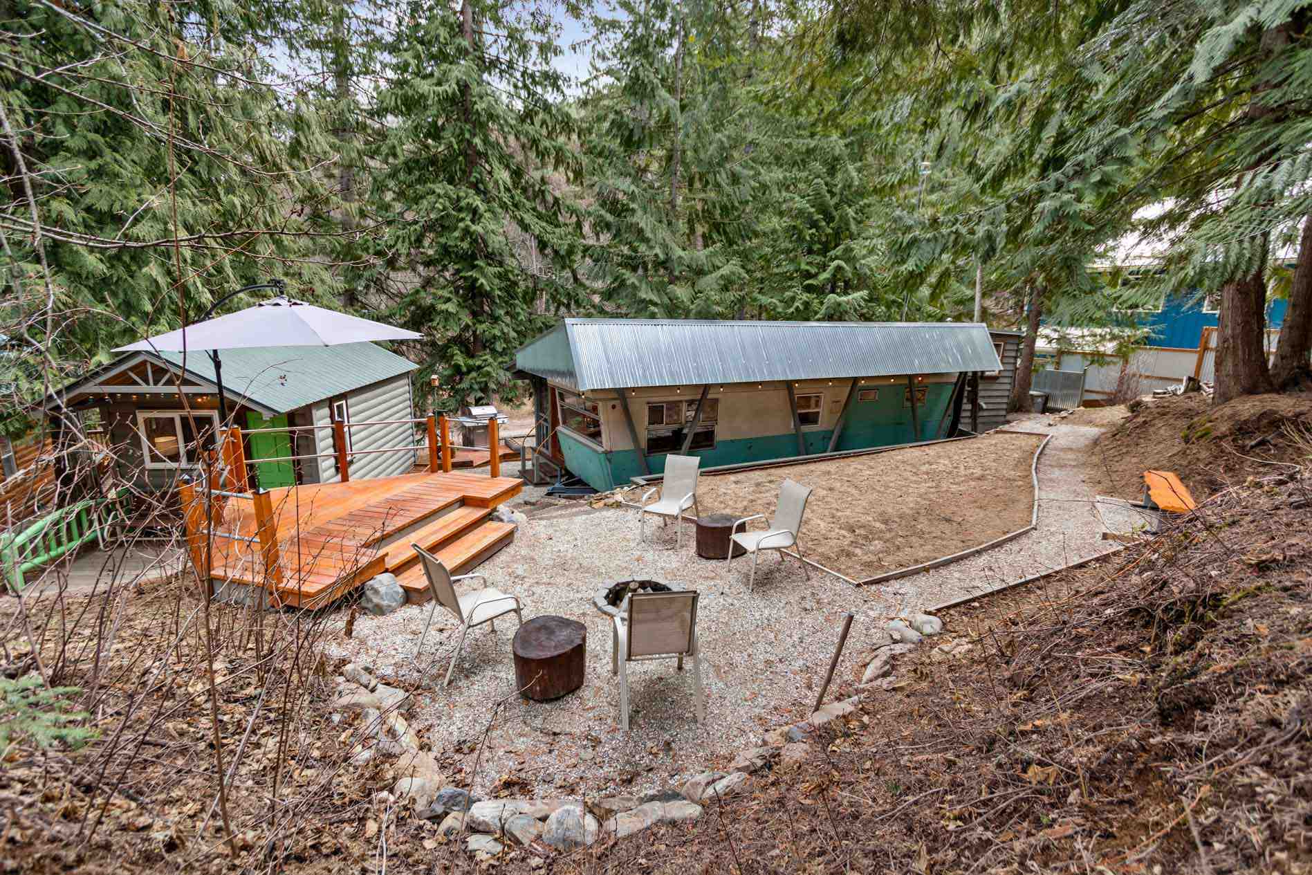 4075 Tamarack Bay Road Loon Lake, WA 99148 - Photo 3 of 41 Gallery Image 3