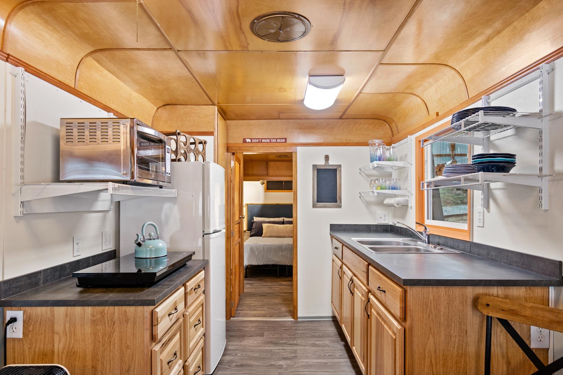 4075 Tamarack Bay Road Loon Lake, WA 99148 - Photo 6 of 41 Gallery Image 6