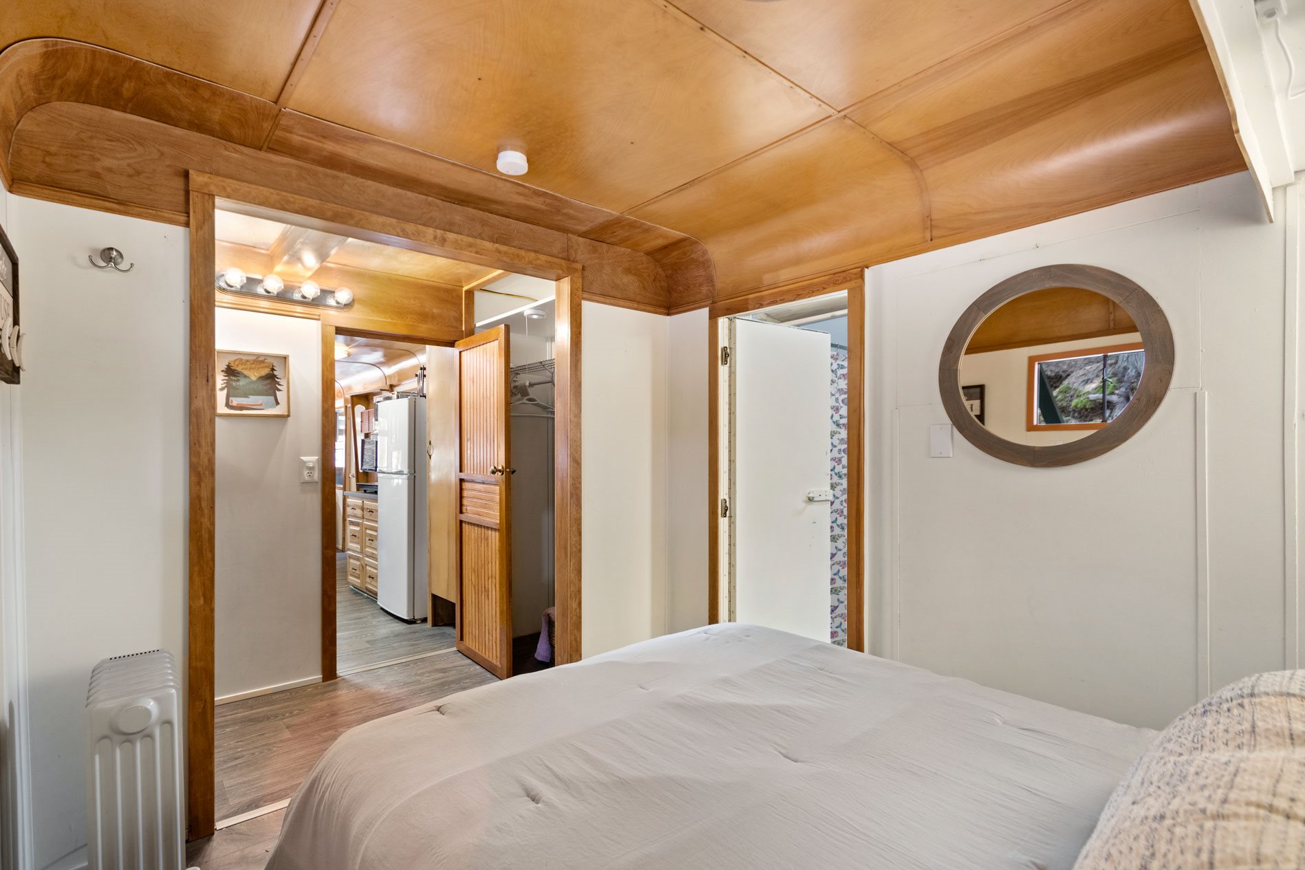 4075 Tamarack Bay Road Loon Lake, WA 99148 - Photo 8 of 41 Gallery Image 8