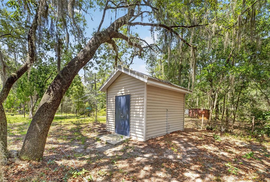 273 Neal Road Hawthorne, FL 32640 - Photo 29 of 32