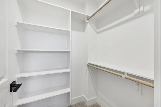 $389,900 | 5626 Camino Encantado Drive, Houston, TX 77091