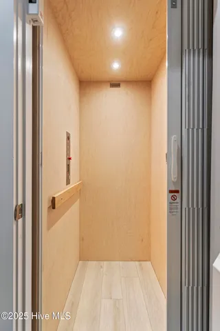 $799,000 | 126 Shell Road, Surf City, NC 28445