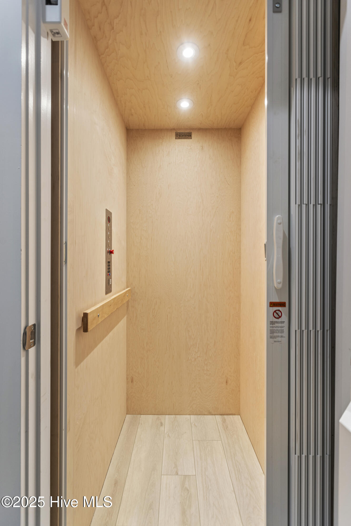 126 Shell Road Surf City, NC 28445 - Photo 24 of 40 126 elevator