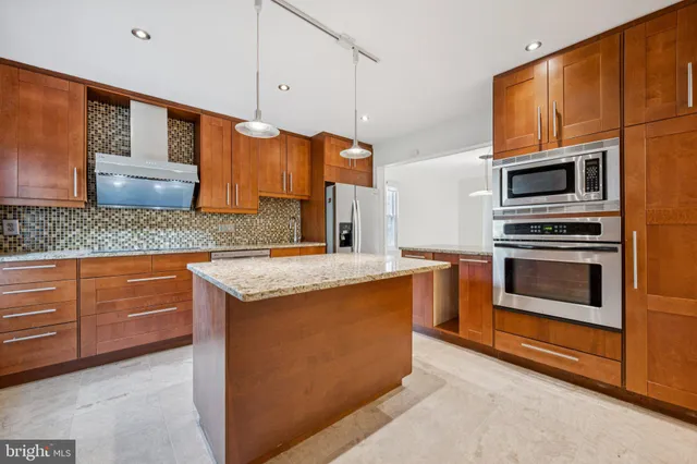 $650,000 | 12260 Greenleaf Avenue, Potomac, MD 20854