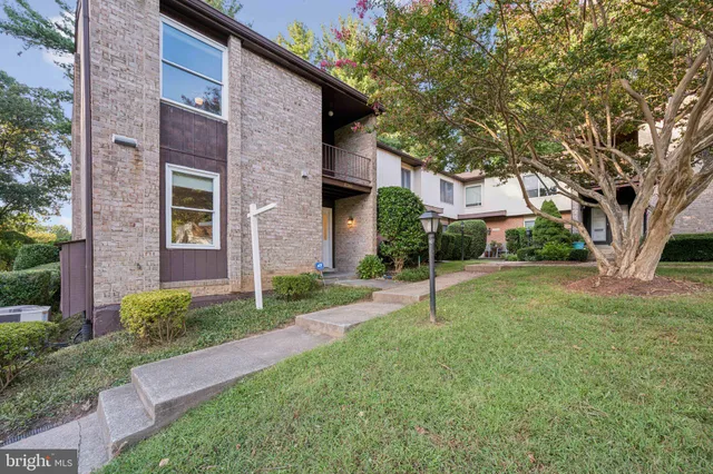 $650,000 | 12260 Greenleaf Avenue, Potomac, MD 20854