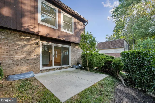 $650,000 | 12260 Greenleaf Avenue, Potomac, MD 20854